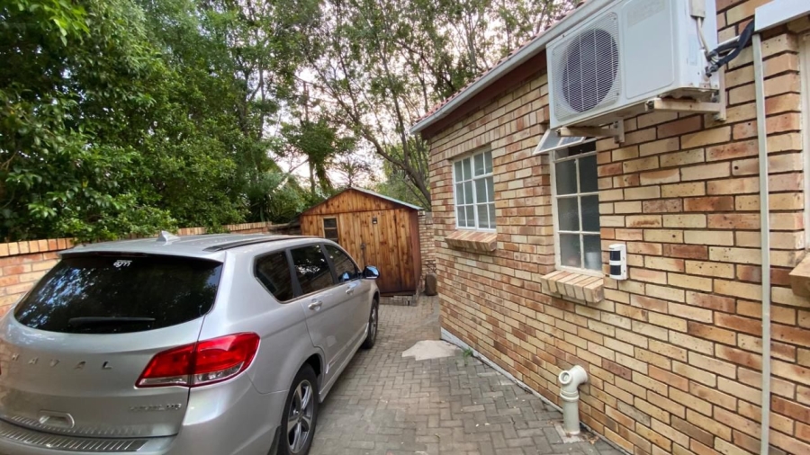 4 Bedroom Property for Sale in Pentagon Park Free State